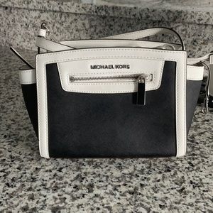 Michael Kors crossbody